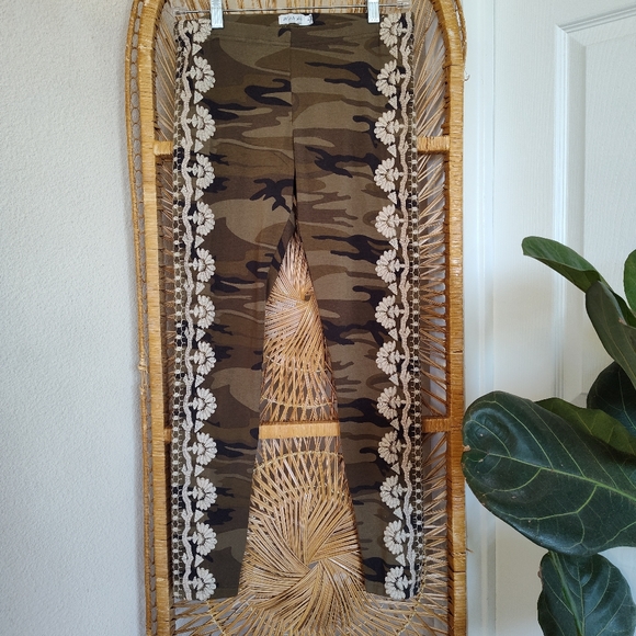 Johnny Was Embroidered Camo Green Leggings - Picture 7 of 7